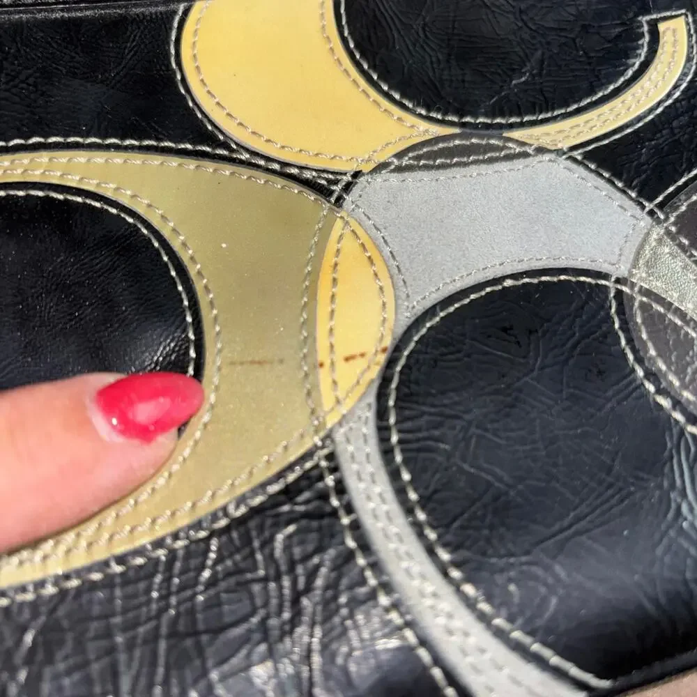vintage / Y2K Coach black leather wristlet  C logo design